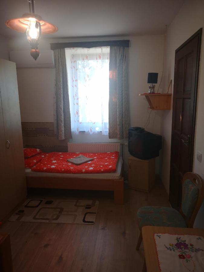 Hotel Eszter-Haz Vendeghaz Kerekegyháza Exteriér fotografie