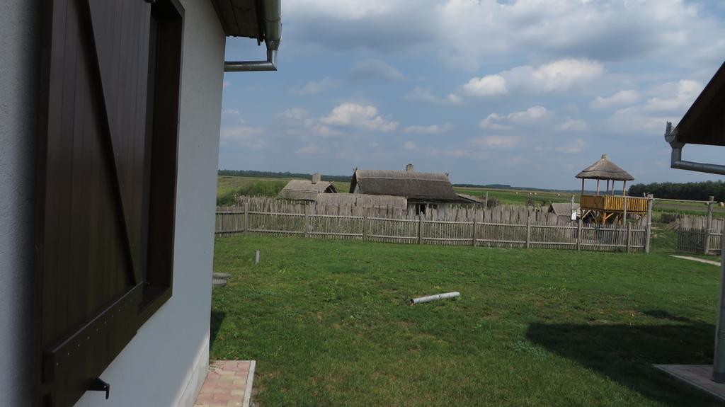 Hotel Eszter-Haz Vendeghaz Kerekegyháza Exteriér fotografie