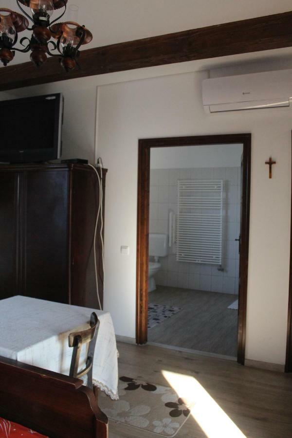 Hotel Eszter-Haz Vendeghaz Kerekegyháza Exteriér fotografie